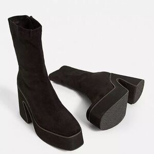 Urban Outfitters Koi Morioh Black Platform Boots Size 9.5 NWOTS